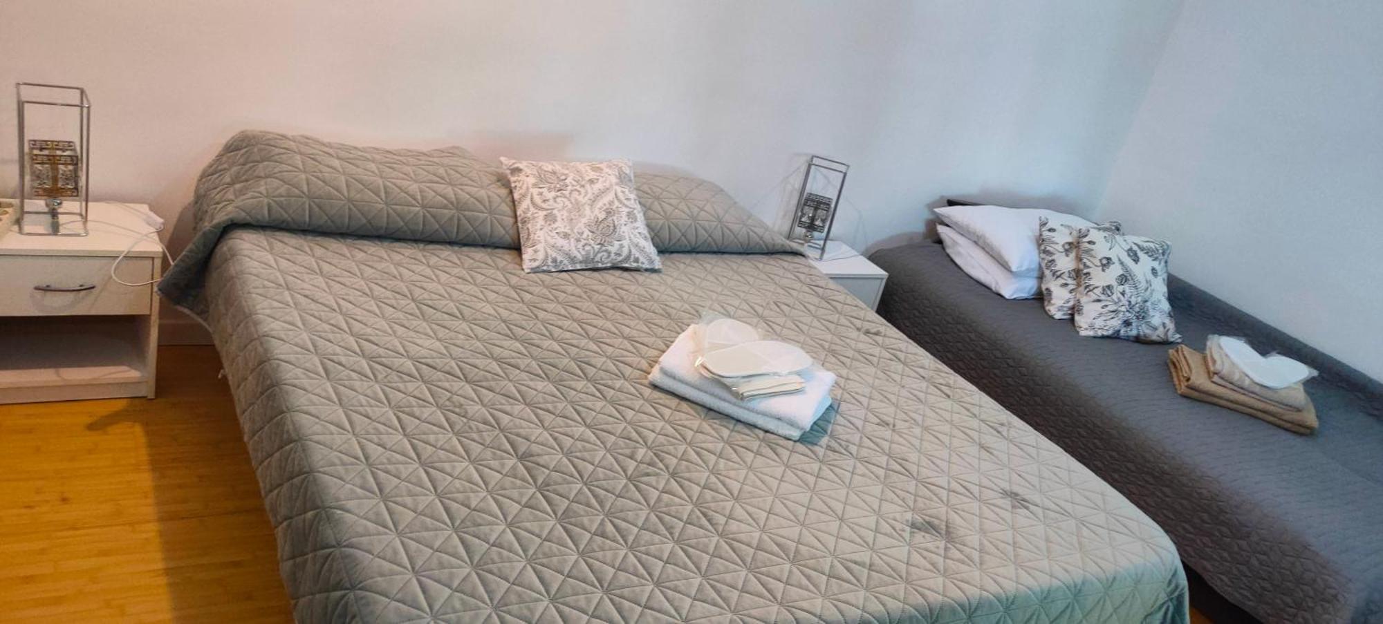 Casa Magnolia Hotel Douazeci si Trei August Bagian luar foto